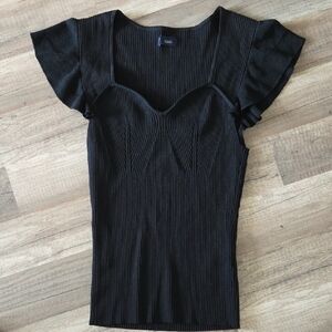 GAP Fitted Black Ribbed Knit Sweater W/ Ruffle Sleeves And Sweetheart Neckline